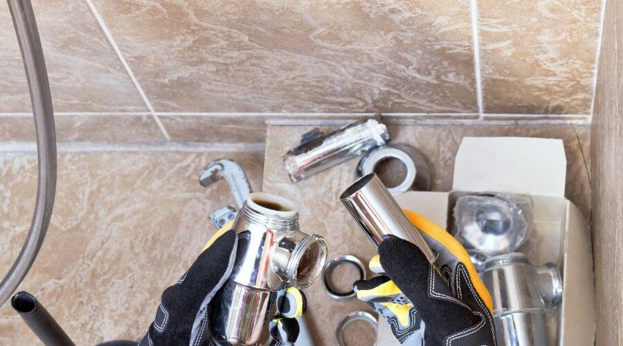 Professional gutter cleaning in West Columbia, SC